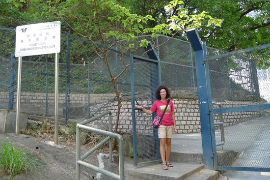 Zum Glück war das Tor offen, wir hätten absolut keine Lust gehabt, den ganzen anstrengenden Weg zurückzulaufen