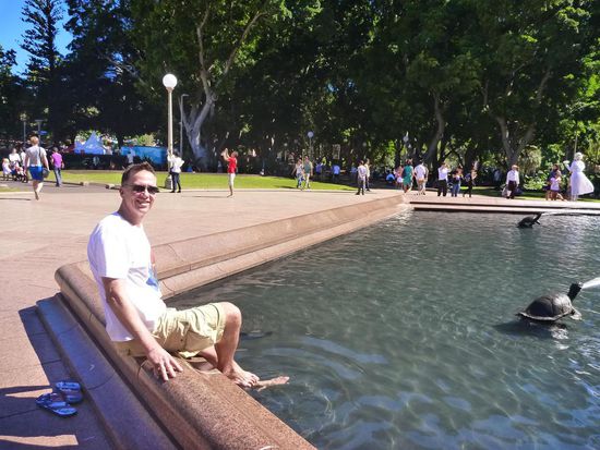 Wieder ein schöner Park, genau der richtige Ort um die glühenden Füsse zu kühlen