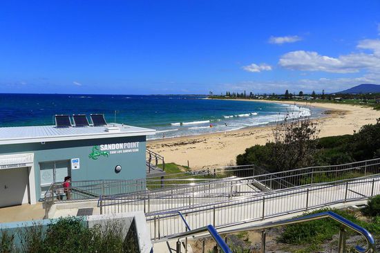 Am Sandon Point auf der Suche nach einer Stranddusche. Im Gegensatz zu Asien weht hier meistens ein frischer Wind am Meer. Das motiviert nicht gerade zum Kaltduschen, ich bleibe bekennender Warmduscher!