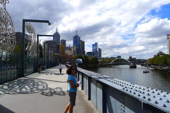 "Flussüberquerung" in Melbourne
