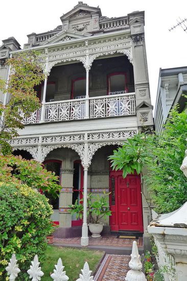 Eines der schönen alten Wohnhäuser in den Randbezirken der City