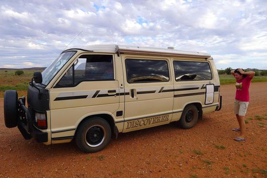 Schreck lass nach! Eine Radkappe weg!