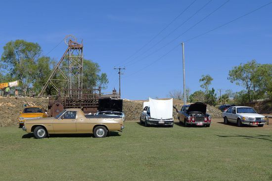Ausserdem gab es auch eine Oldtimer-Show ( ja,hier sind wirklich alle zu sehen)!!!!!