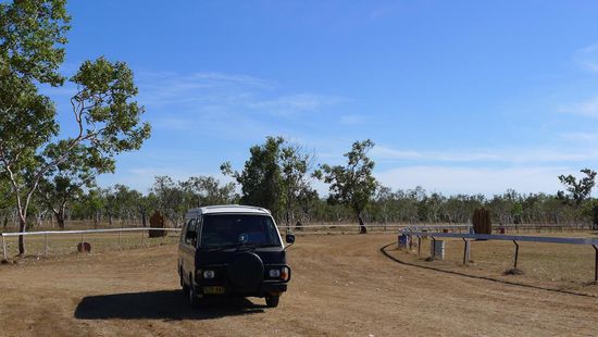 Und noch eine Abschiedsrunde auf der Pferderennbahn am Pussy Cat Flat Campground