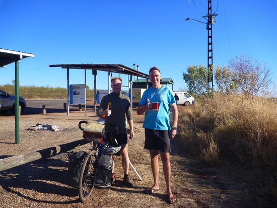 Oliver und Pascal,  2 Jahre im Fahrradsattel, Hut ab kann man da nur sagen