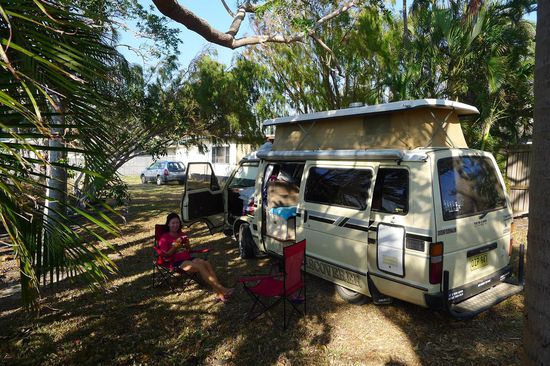 Ein stärkendes Frühstück im Palmengefüllten Garten von Fred....
