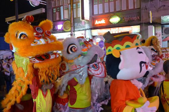 Die typischen Löwentänze dürfen natürlich nicht fehlen