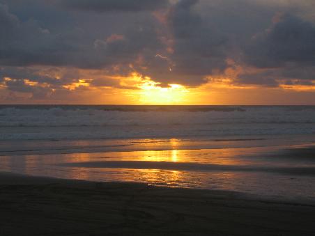 Sonnenuntergang am Baylys Beach - West Coast -