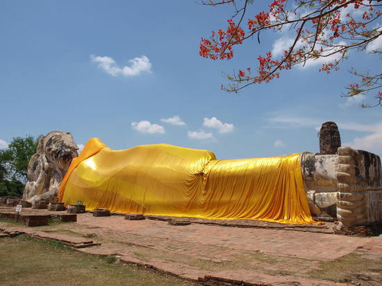 Wat Lokayasutha