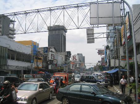 normales verkehrsaufkommen in jakarta
