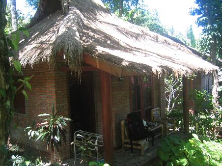unser bungalow bei batu layar bungalows