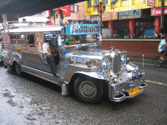 ...jeepney deluxe...