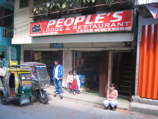 vor unserem "hotel"!