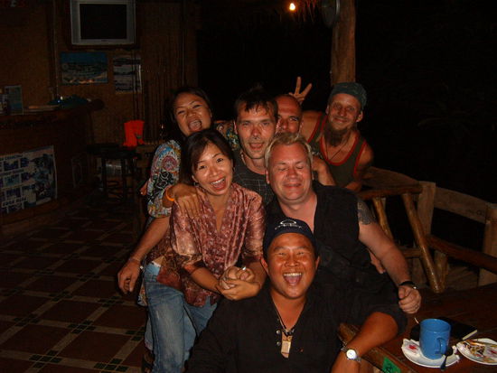 Gruss an die Berliner , auf diesem Weg.