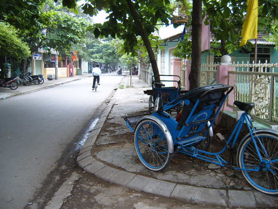 Ein normales Transportmittel neben dem Motorradtaxi und dem Auto natuerlich.