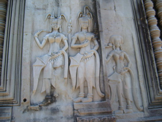 Das diese Reliefs schon 1000 Jahre auf dem Buckel haben sieht man ihnen wirklich nicht an.