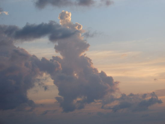 Nach dem taeglichen Regen gibt es schoene Sonnenuntergaenge. Ein Bonus fuer Koh Chang.