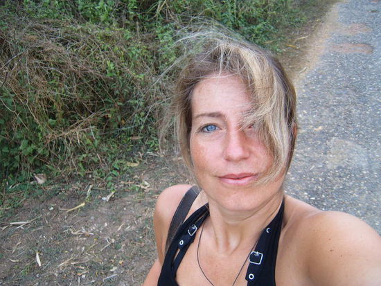 Hallo, liebe Leser. Es ist wirklich toll hier. Die gesamte Reise ist ein Hoehepunkt in meinem Leben. Dennoch freue ich mich auf meine Freunde und Bekannten daheim.
Bis bald , morgen gehts weiter in die Ebene der Tonkruege (uralte Urnen)