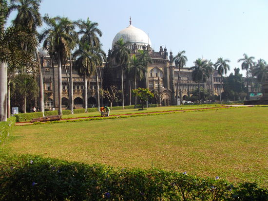 Museum von Mumbai. Gerade montags geschlossen aber auch - oder gerade - von außen ein schönes Motiv.
