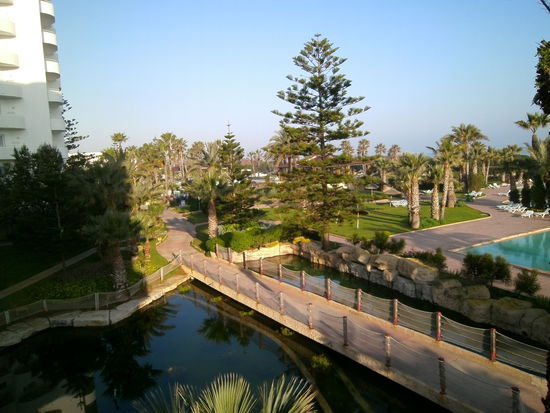 Balkonaussicht nach links ...