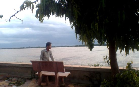 Ein ruhiger Strom hier - der Mekong bei Kratie.