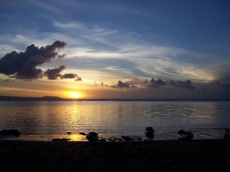 unsere Boote im Sonnenuntergang