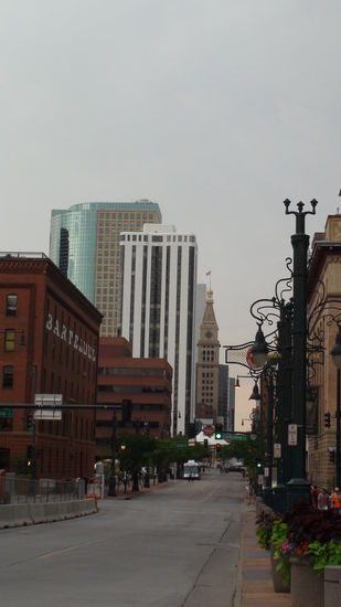Daniels & Fisher Tower, Downtown