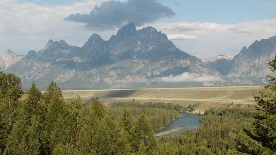 Teton Range, wunderschön am Snake River gelegen
