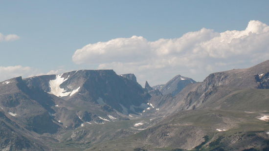 Der namensgebende Bear's Tooth (Bärenzahn) in den Beartooth Mountains