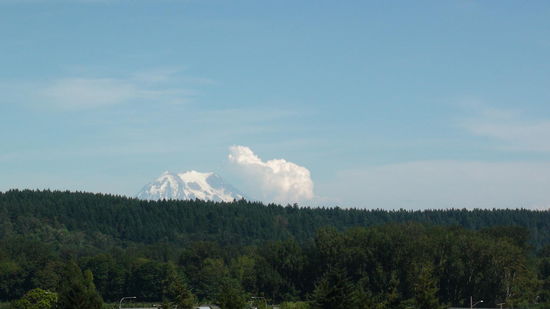 Mount Rainier auf dem Weg nach Tacoma