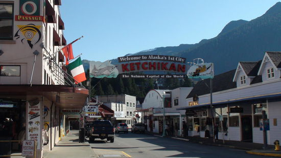 Unsere erste Anlegestation ist Ketchikan. Dieses Städtchen besteht nur aufgrund der vielen Kreuzfahrttouristen.