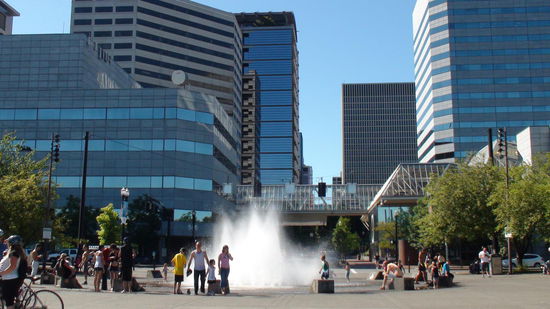 Blick von Waterfront auf Downtown