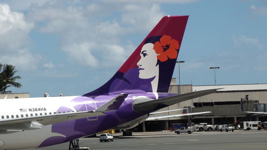 Mit der Hawaiian Airline geht es los ins Paradies.