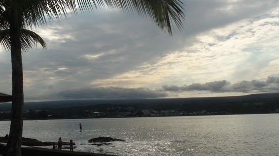 Blick von Coconut Island auf Hilo