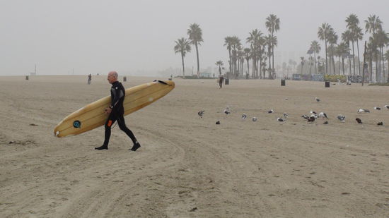 4,5 km langer Sandstrand, aber der Pazifik erreicht hier selten über 20 Grad Celsius.