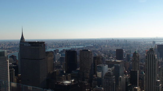 Der East River und Brooklyn in der Ferne