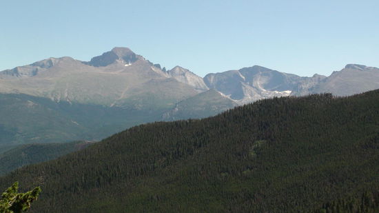 Blick auf Longs Peak 4346m, Pagoda Mountain 4114m, Chiefs Head Peak 4139m