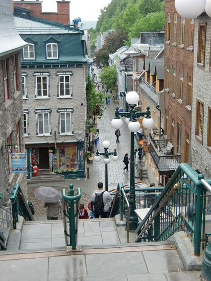 Die Altstadt von Quebec war wirklich nicht besonders groß. Aber ganz anders als bisher in Kanada wurden die Häuser aus Stein gebaut und nicht aus Holz.Außerdem gab es knuspriges  Baguette!
