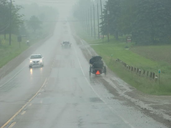 Die Randspur ist extra für die Pferdegespanne der Mennoniten vorgesehen.