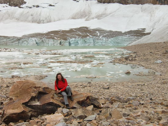 Wunderschön hier am Gletschersee! Ich war ganz hingerissen von dieser schönen Gegend hier!
NR. 1