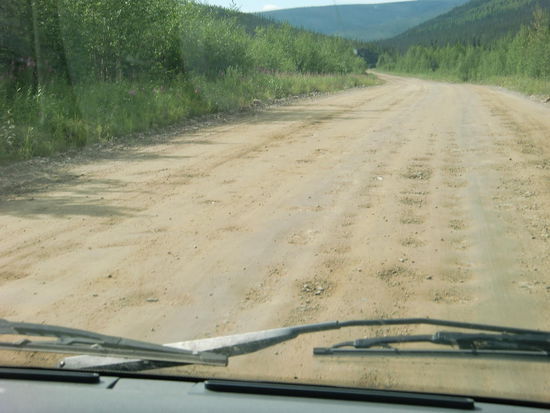 Gravelroad hatte man geschrieben - war aber eher Piste!