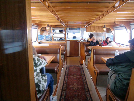 Die gemütliche Kabine der Lu-Lu-Belle mit echt billigen Preisen