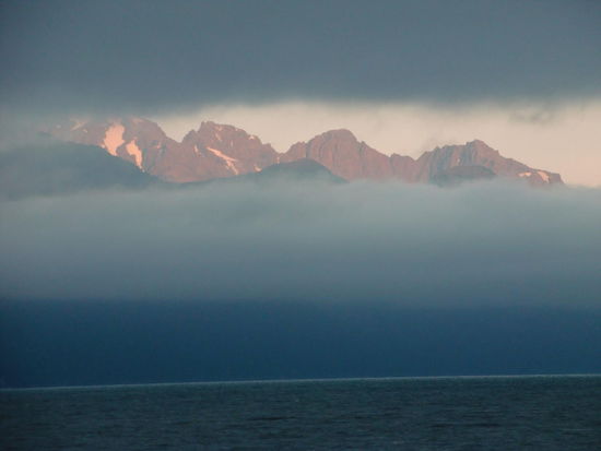 Schöner Blick direkt vom Autofenster aus,  da auch wir in der zweiten Nacht in erster Linie auf dem Waterfront CP standen.