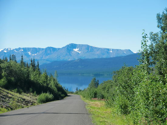 Cassiar Hwy. und Kinaskan Lake