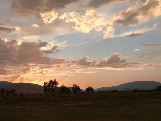 Schöner Sonnenuntergang kurz vor Butte auf der Rest Area