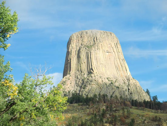 Der Devils Tower war im Film 'Die unheimliche Begegnung der 3. Art' der Felsen auf dem die Außerirdischen landeten.
