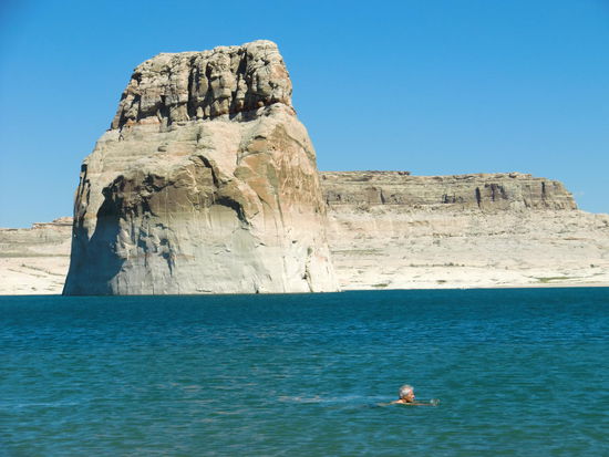 Bis hierher reichte der Sand nicht!
Aber wir können doch nicht den ganzen Tag schwimmen!!!!!