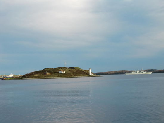 Den Mittwochnachmittag vor unserem Abflugtag verbrachten wir an der Waterfront bei schönem Wetter in Halifax.