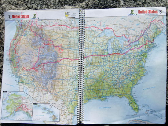 Unsere Route in den USA:
An der Küste nach Süden und wieder hoch nach Vernon zum Okanagan Valley nach Kanada.
Dann wieder nach Süd-Ost und weiter in den Süden.
Die Rückfahrt ist dieser lange rote Strich nach Nord-Ost!
Gan oben rechts liegt Halifax: Dort soll unser Auto wieder nach Hamburg verschifft werden und wir fliegen mit der Condor nach Frankfurt!