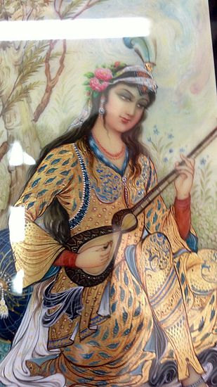 Miniaturmalerei der Scheherazade in einem Geschäft mit Miniaturmalereien am Basar in Esfahan.